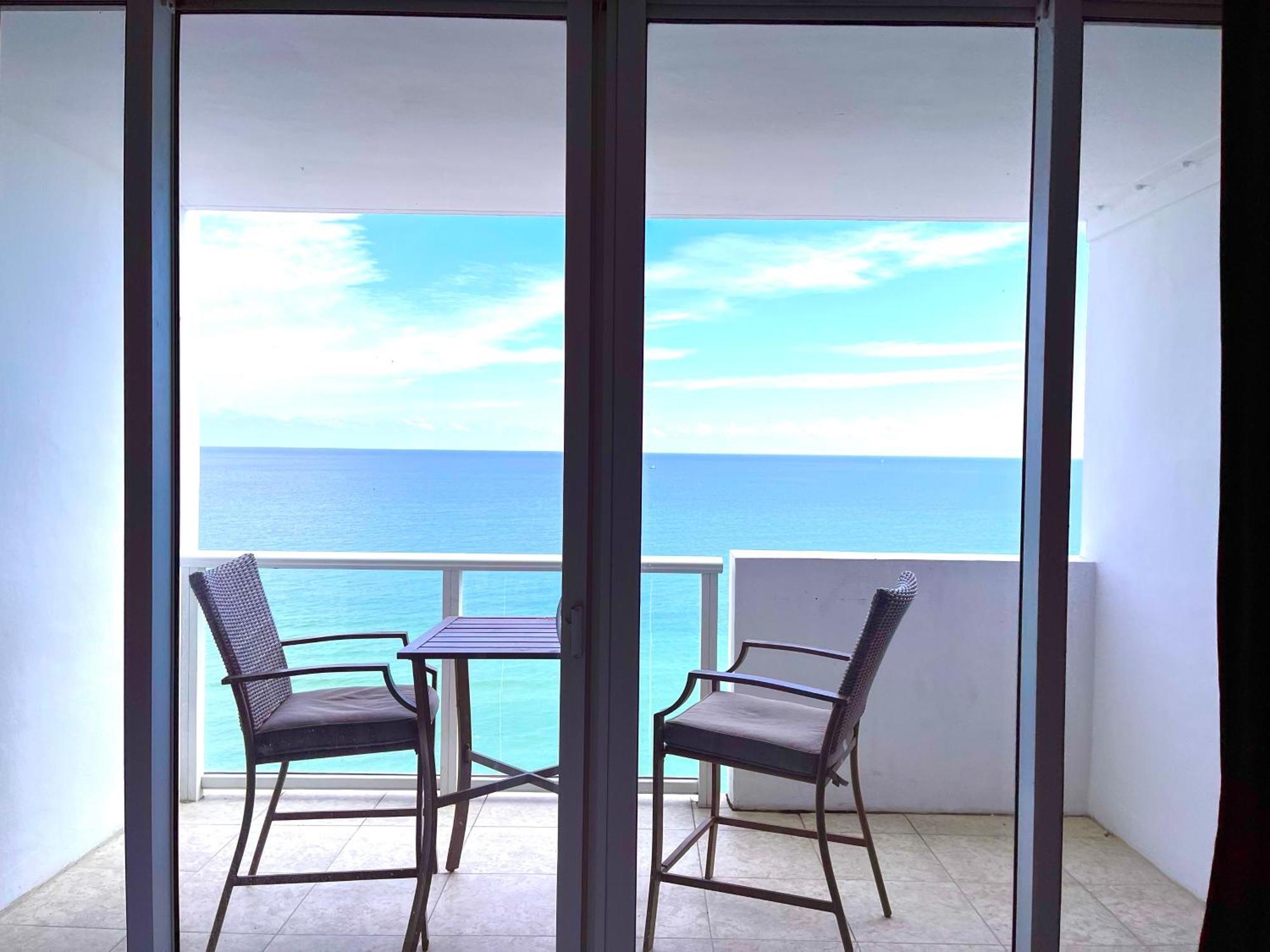 Castle 1527 Studio Balcony Direct Beach Access, Pool, Tennis, Free Parking Vila Miami Beach Exterior foto